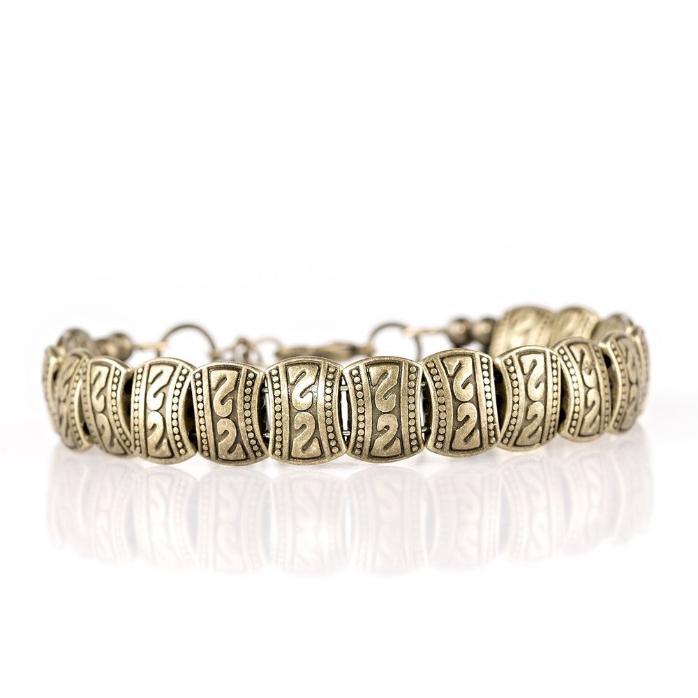 Paparazzi ‘Montezuma Mountains’ Bracelet